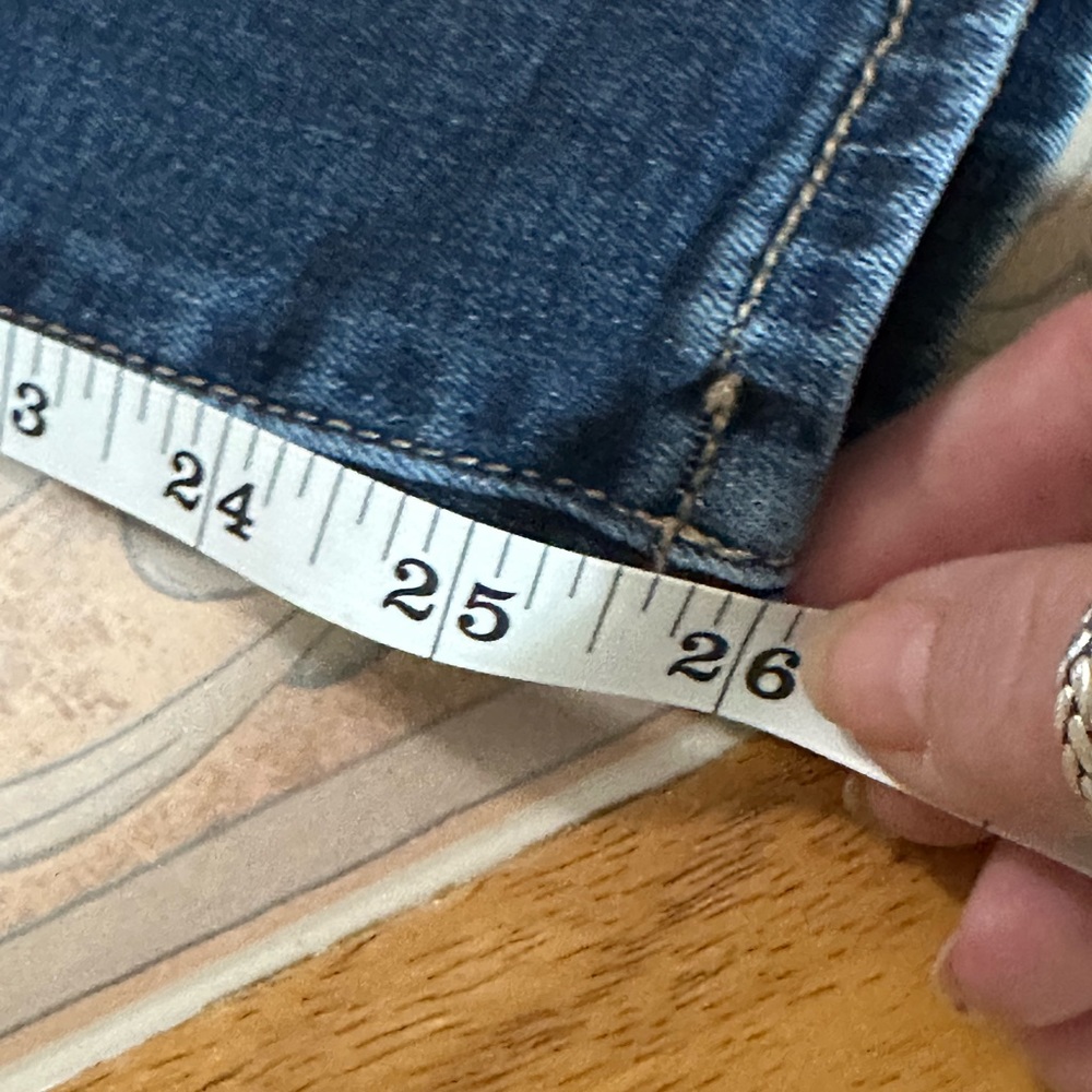 EUC American Eagle Next Level Stretch - Picture 10 of 12